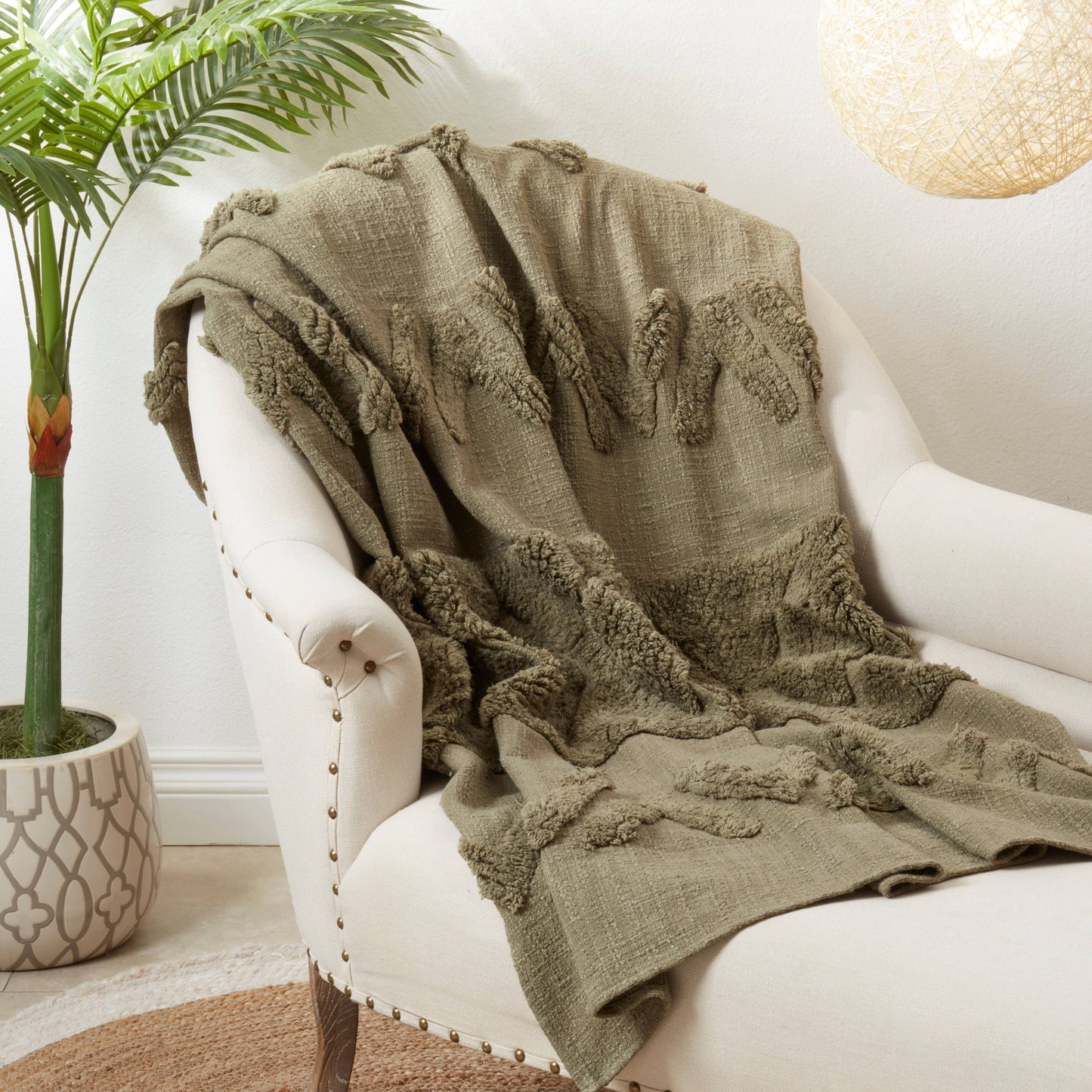 Chic Textured Throw