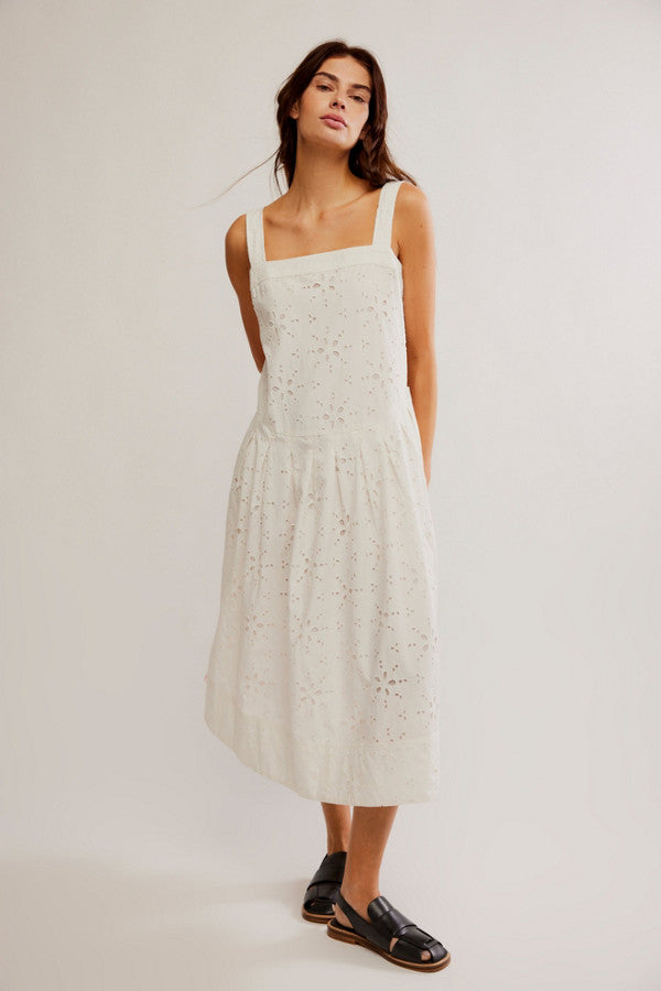 Primavera Eyelet Midi Dress - White