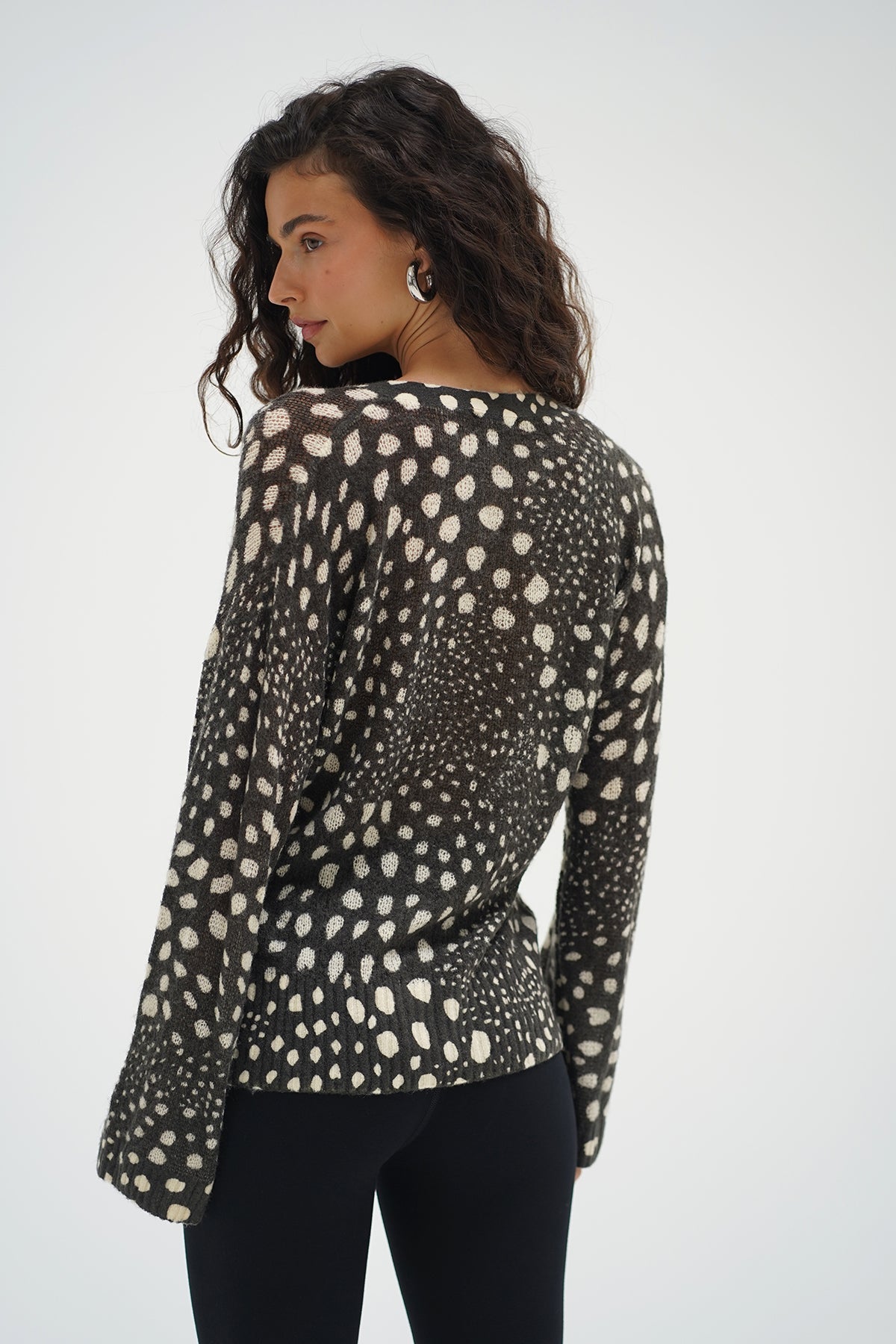 Danna Cardigan - Stingray