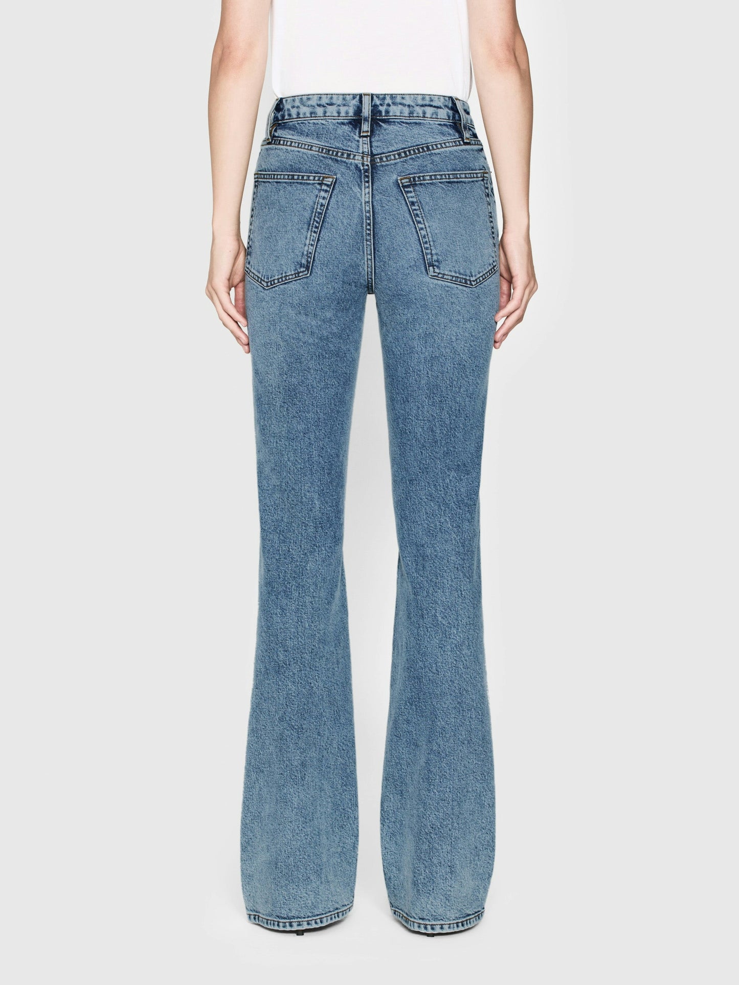 The Arrow Jean - Leela