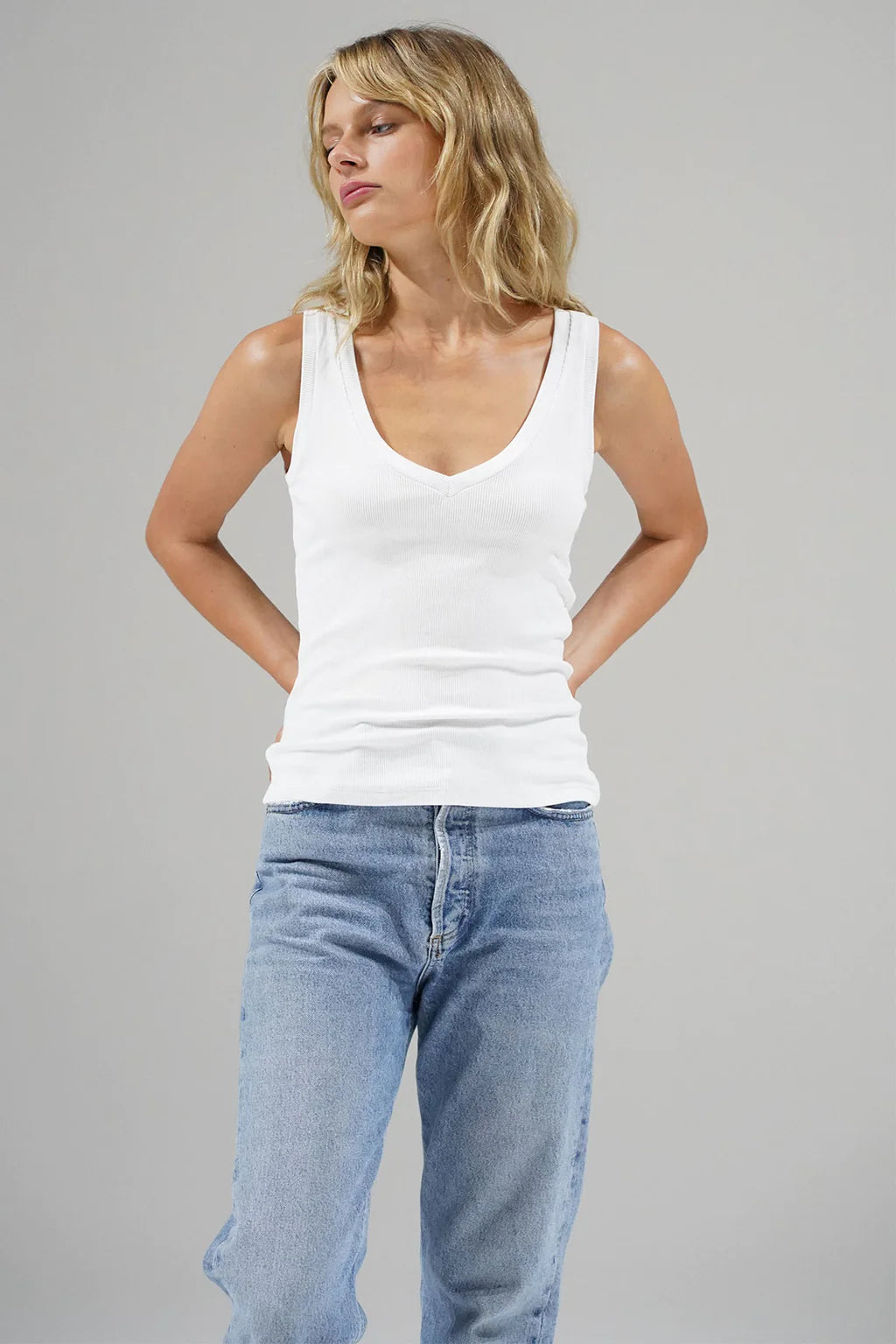 V Slim Ribbed Tank - White